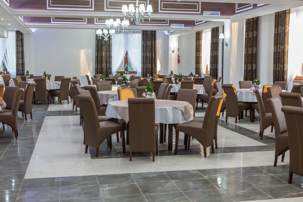 Borowy Dwor- Biznes, Spa & Fun Szaflary Ngoại thất bức ảnh