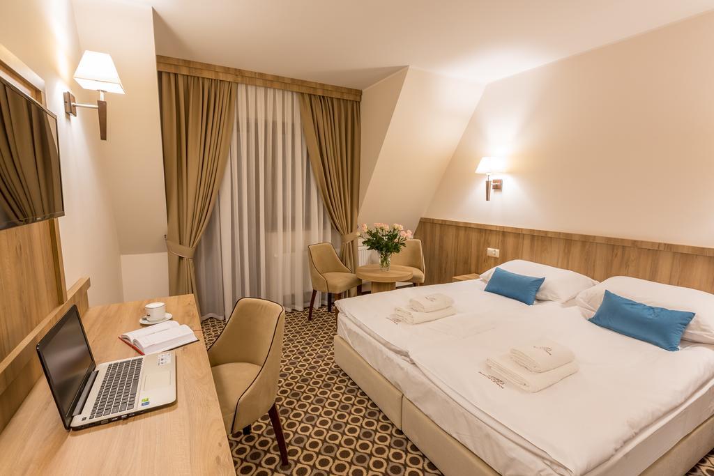 Borowy Dwor- Biznes, Spa & Fun Szaflary Phòng bức ảnh